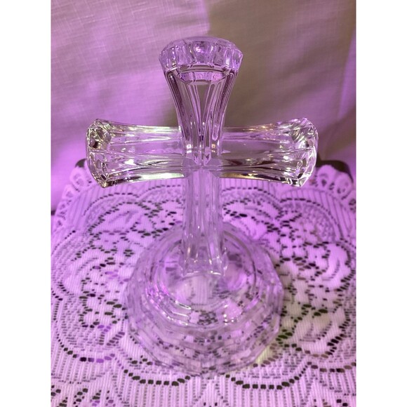 Beautiful Crystal Cross 7 Inches Tall Base 4 Inches Diameter - Picture 11 of 12